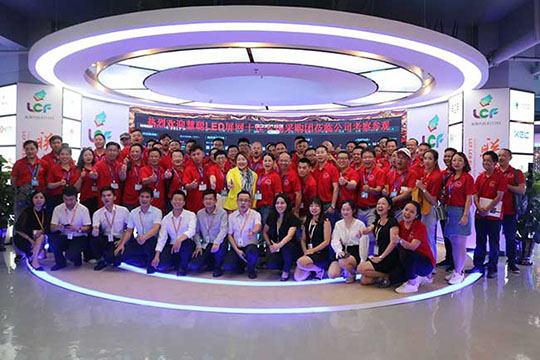 商机无限！慧聪采购团齐聚米兰milan