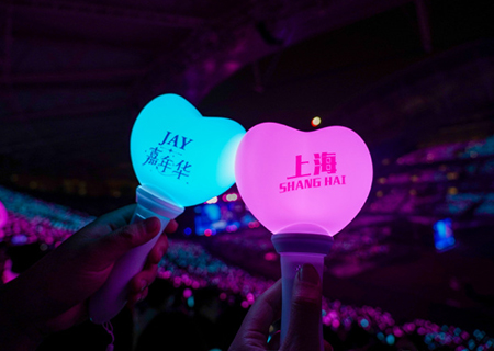 米兰milanLED屏和荧光棒闪耀周杰伦上海演唱会（第三场）