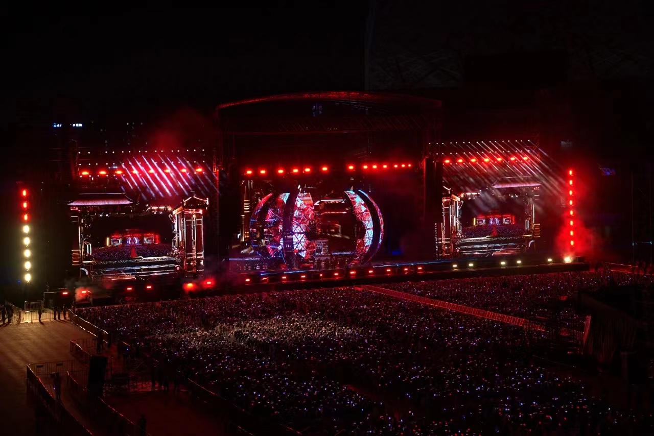 VAC电音节LED透明屏 VAC电音节LED透明屏