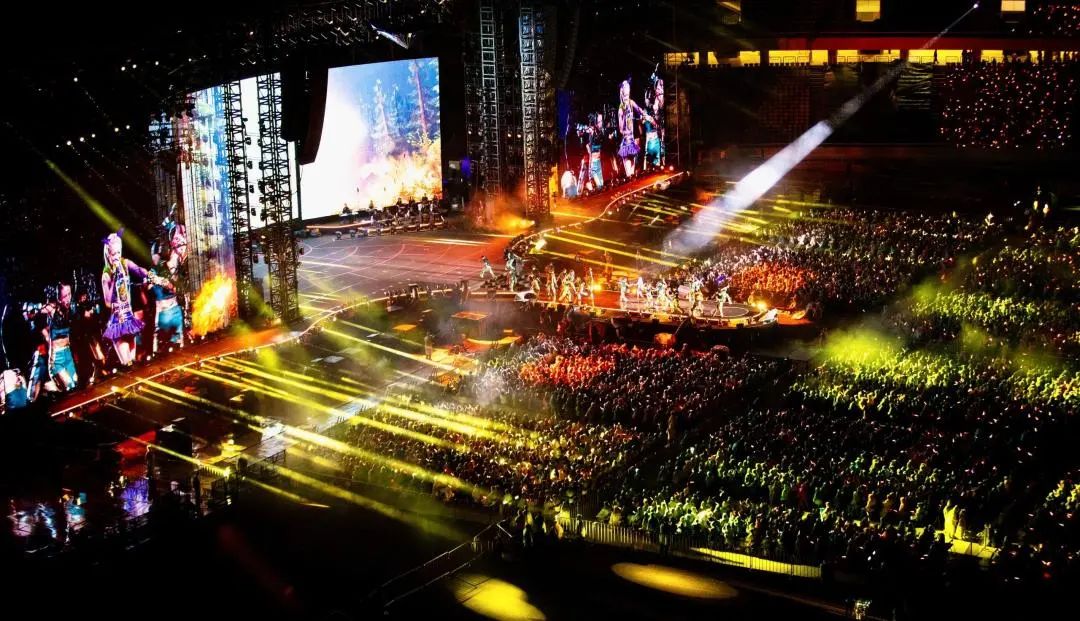 透明LED显示屏 透明LED显示屏